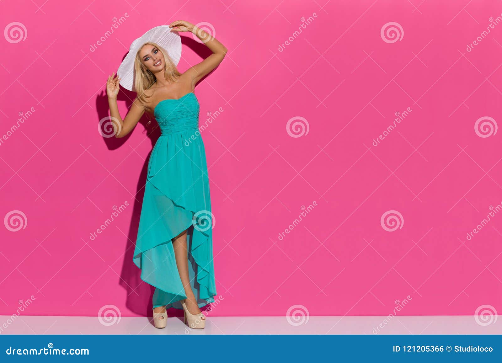 Turquoise Dress and Blonde Hair Outfit - wide 4