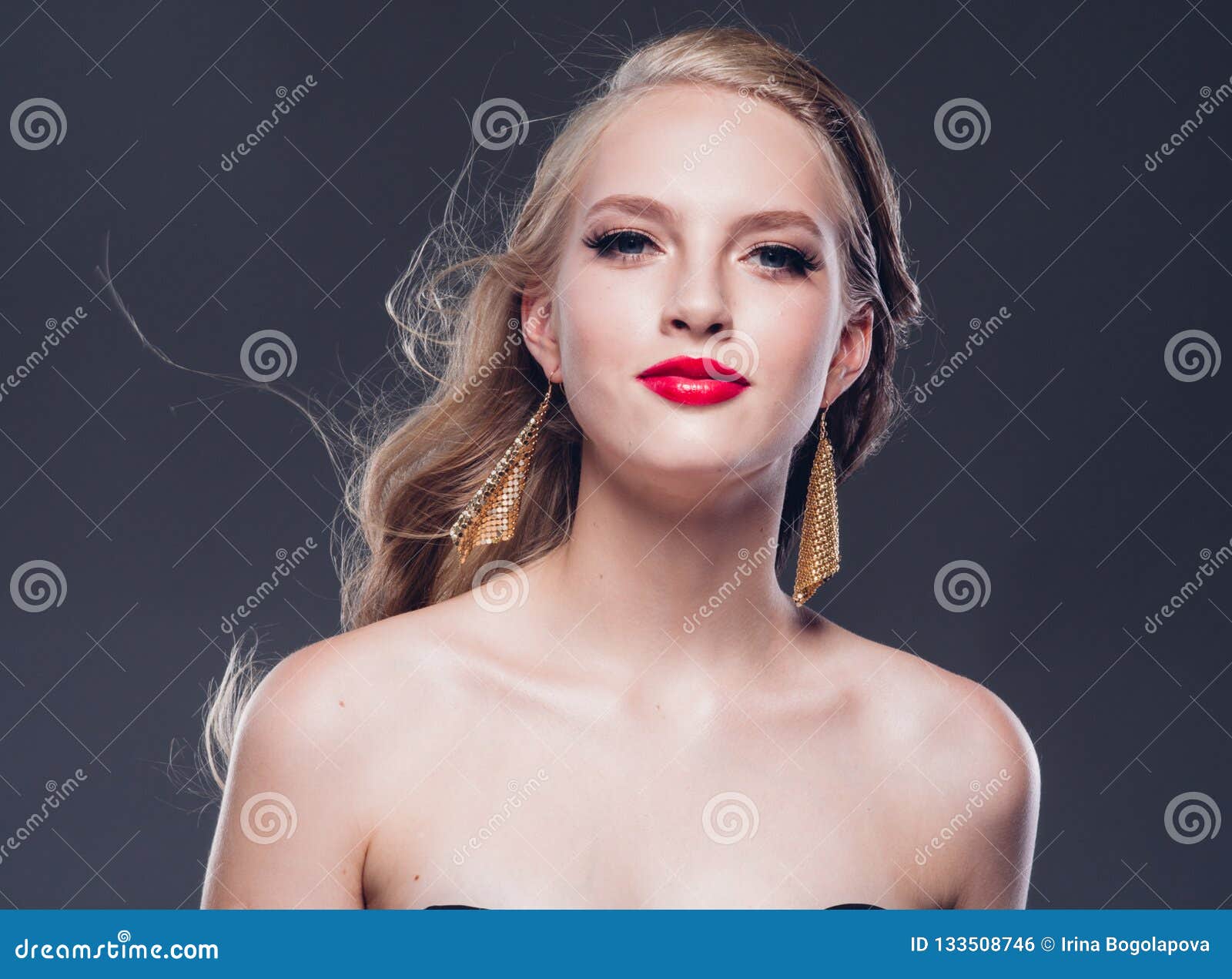 Beautiful Blonde Hair Woman Classic Style with Red Lips and Eyar Stock ...