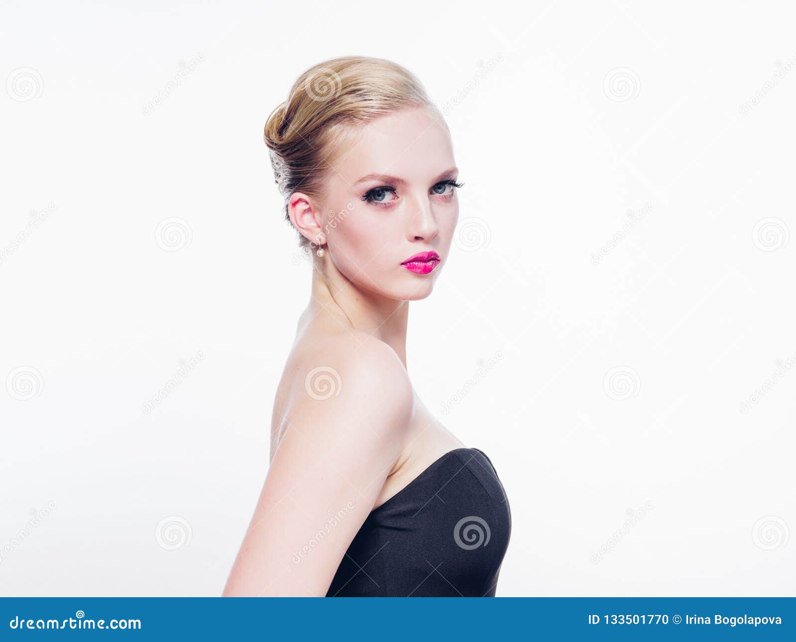 Beautiful Blonde Woman With Red Lipstick And Classic Fashion Style