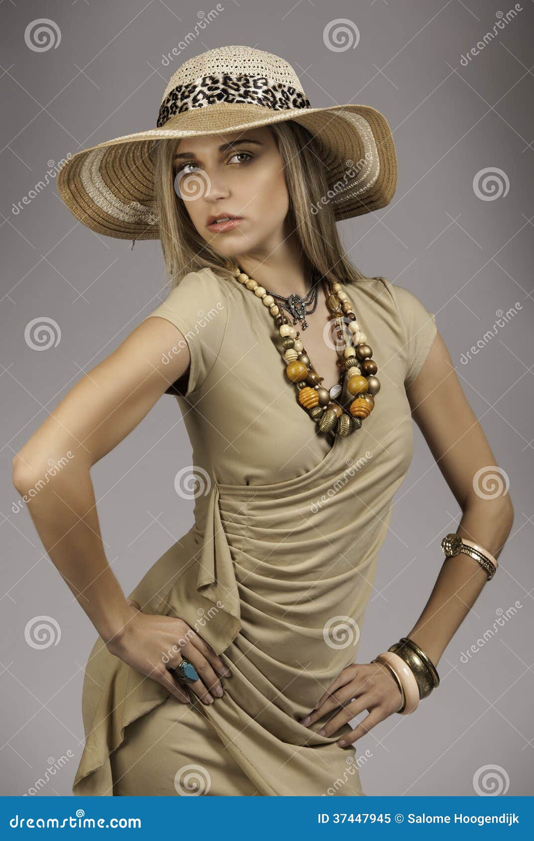 Beautiful Blonde Woman In Safari Outfit Royalty Free Stock 