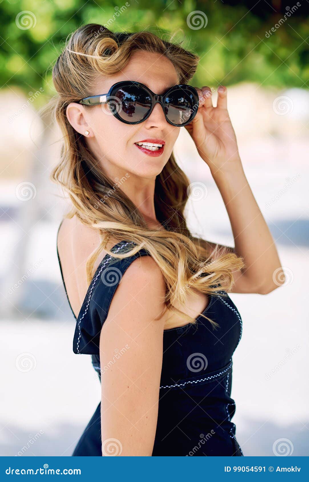 Beautiful Blonde Woman With Sunglasses Stock Image Image Of Adult