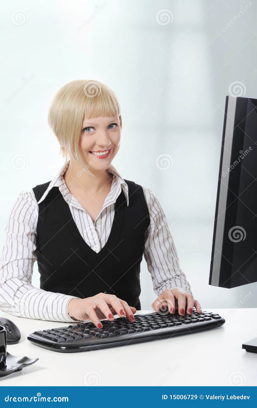 Beautiful blonde at work stock image. Image of look, network - 15006729