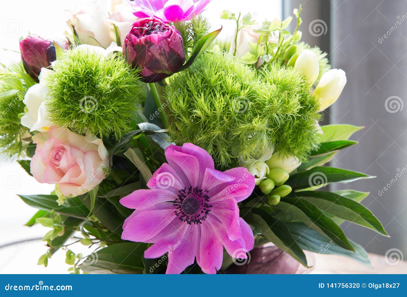Beautiful Bouquet of Spring Flower in Vase Stock Photo - Image of ...