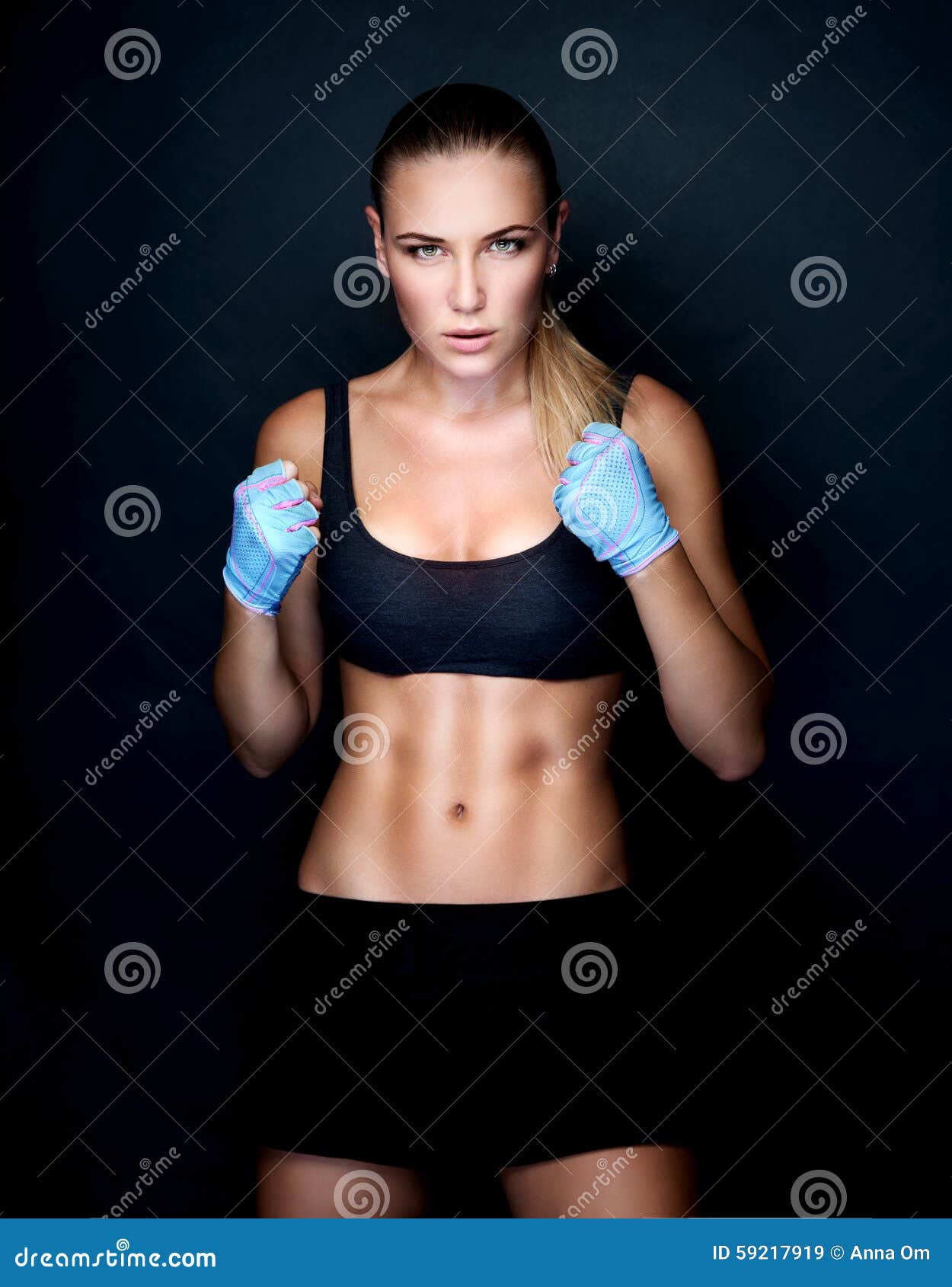 1,018,737 Athletic Female Body Images, Stock Photos, 3D objects