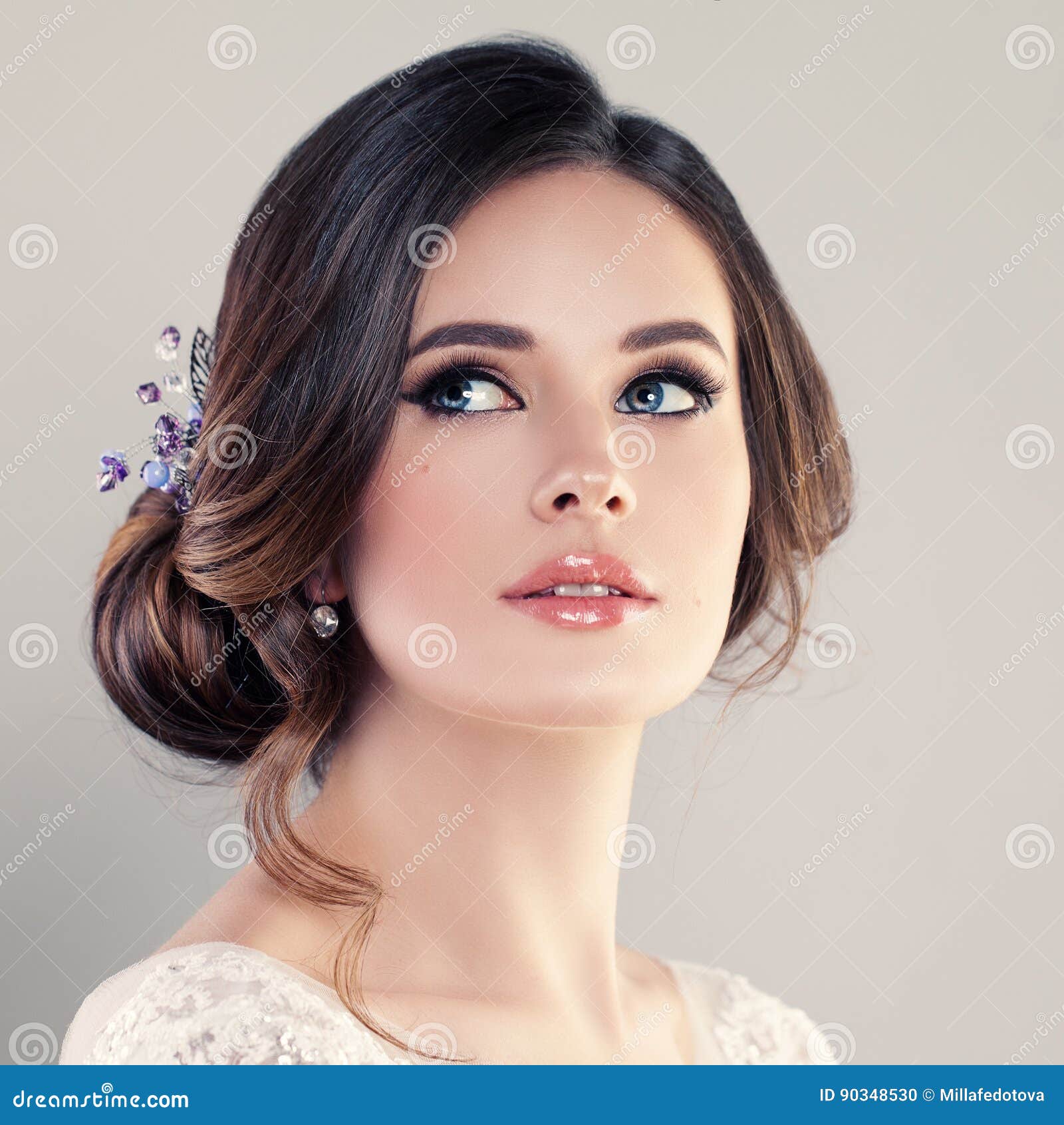 Beautiful Bride with Makeup and Bridal Hairstyle Stock Photo - Image of  brunette, hairdeco: 90348530