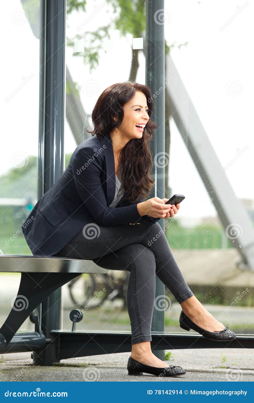 leggings at bus station