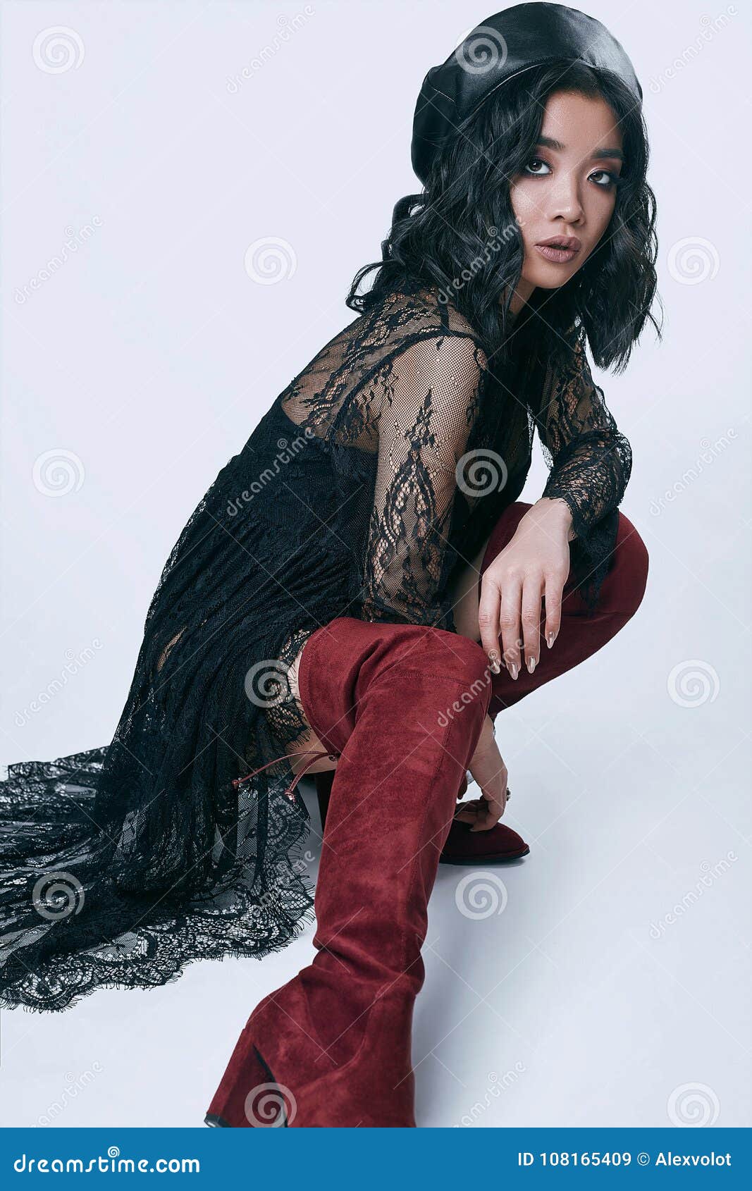 https://thumbs.dreamstime.com/z/beautiful-charming-asian-girl-black-long-dress-leather-hat-glamorous-fashion-portrait-beautiful-charming-asian-girl-108165409.jpg