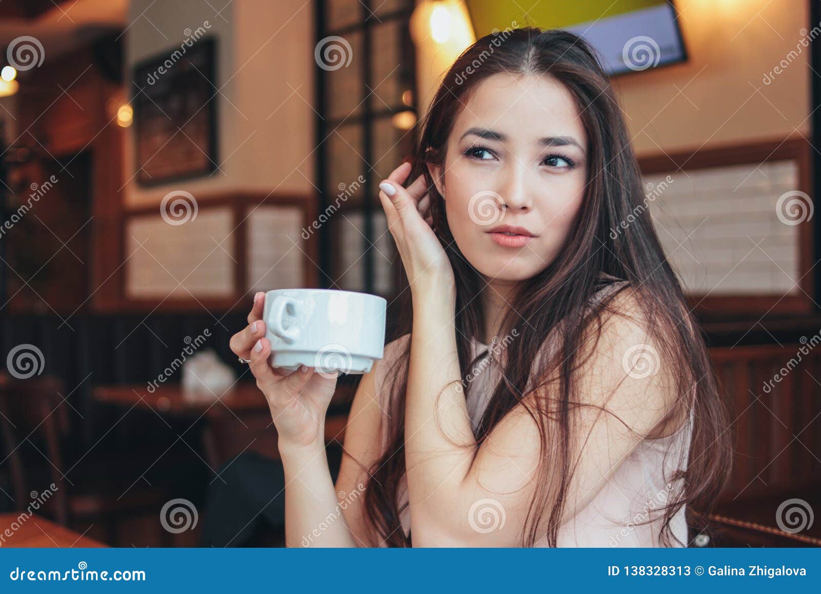 https://thumbs.dreamstime.com/z/beautiful-charming-romantic-brunette-smiling-asian-girl-has-breakfast-coffee-cafe-138328313.jpg