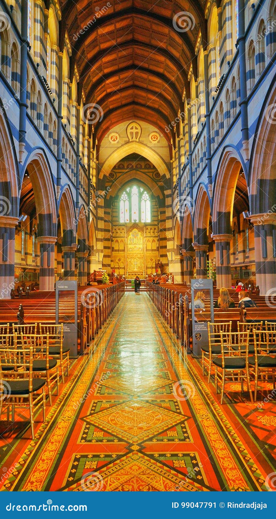Beautiful And Colorful Interior Of St Paul S Cathedral In