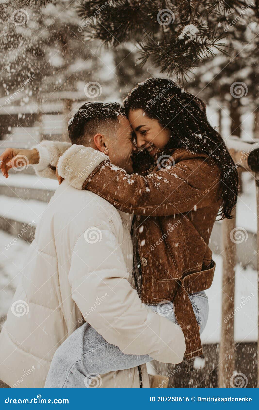 How to feel love in winter with romantic kisses? Impressive Kisses