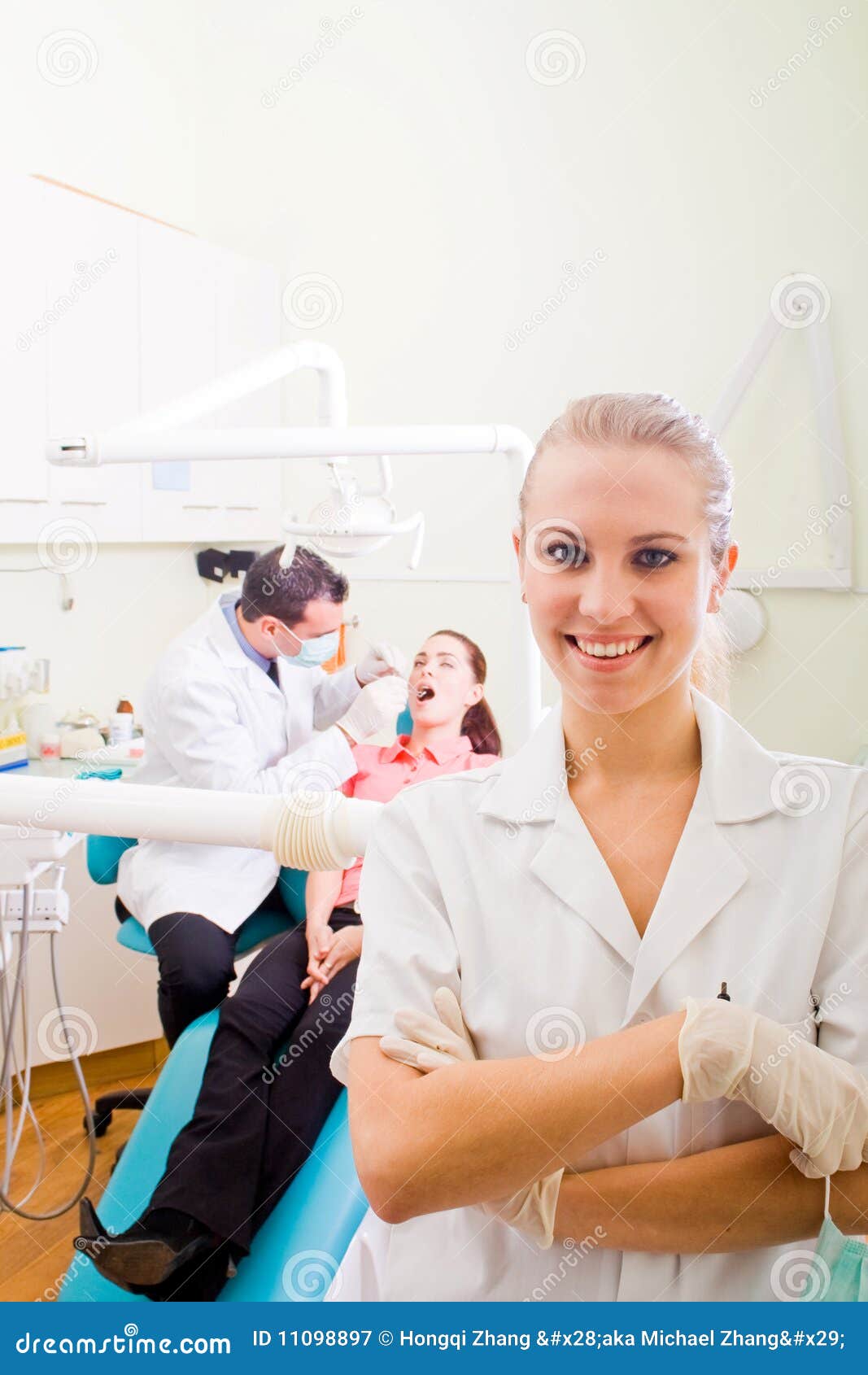 Beautiful Dentist Royalty Free Stock Photography Image 11098897