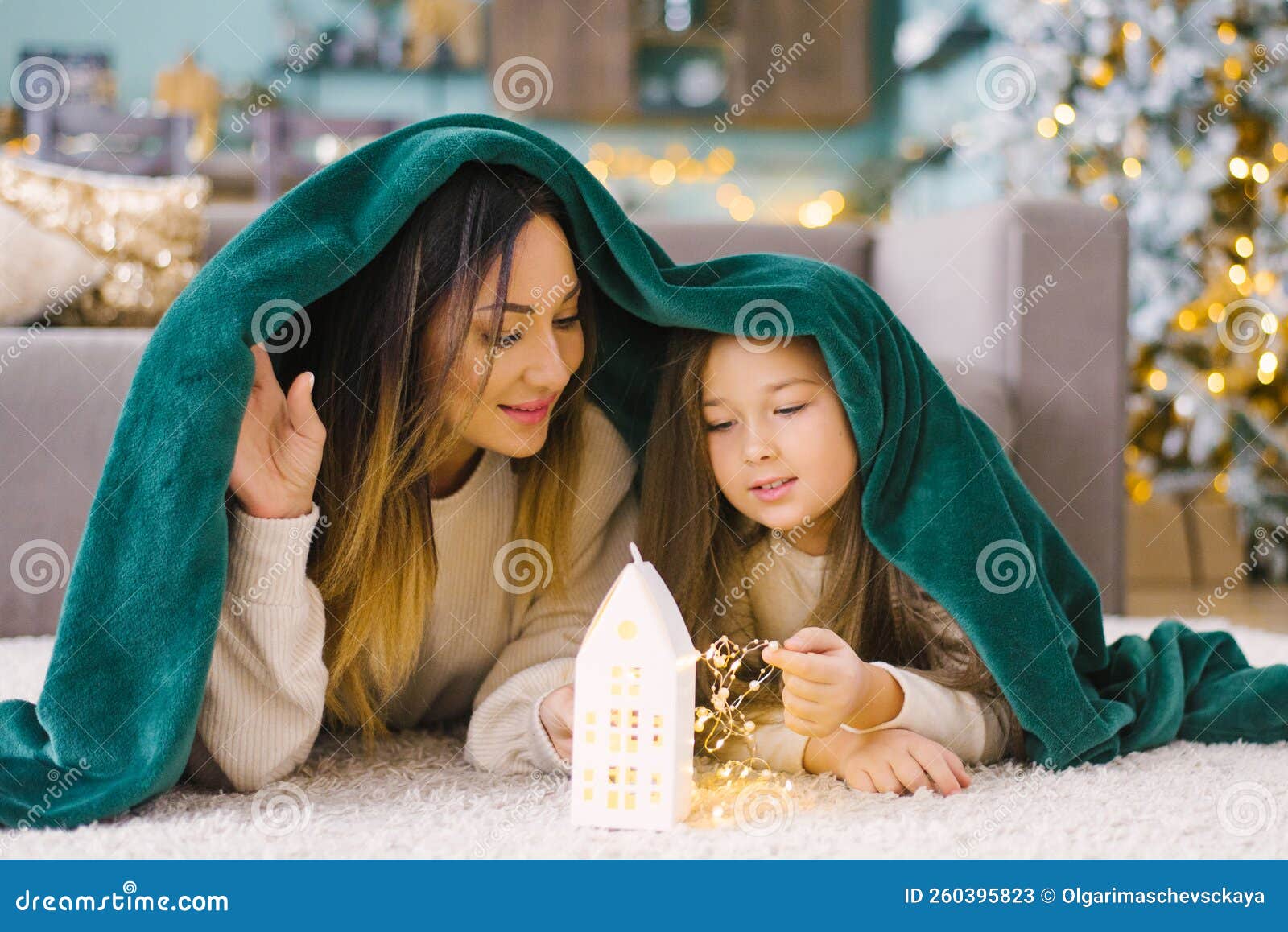 39,475 Mamá Stock Photos - Free & Royalty-Free Stock Photos from Dreamstime