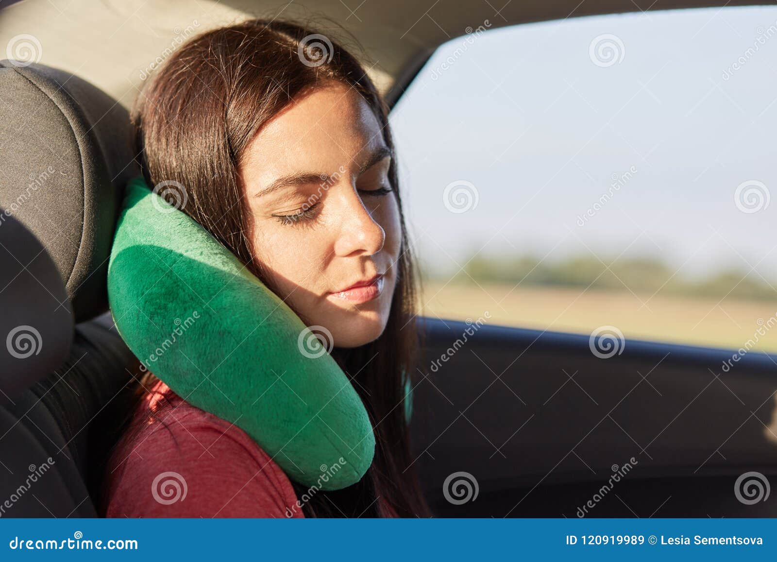 Car Neck Pillow Takes The Pain Out Of Driving