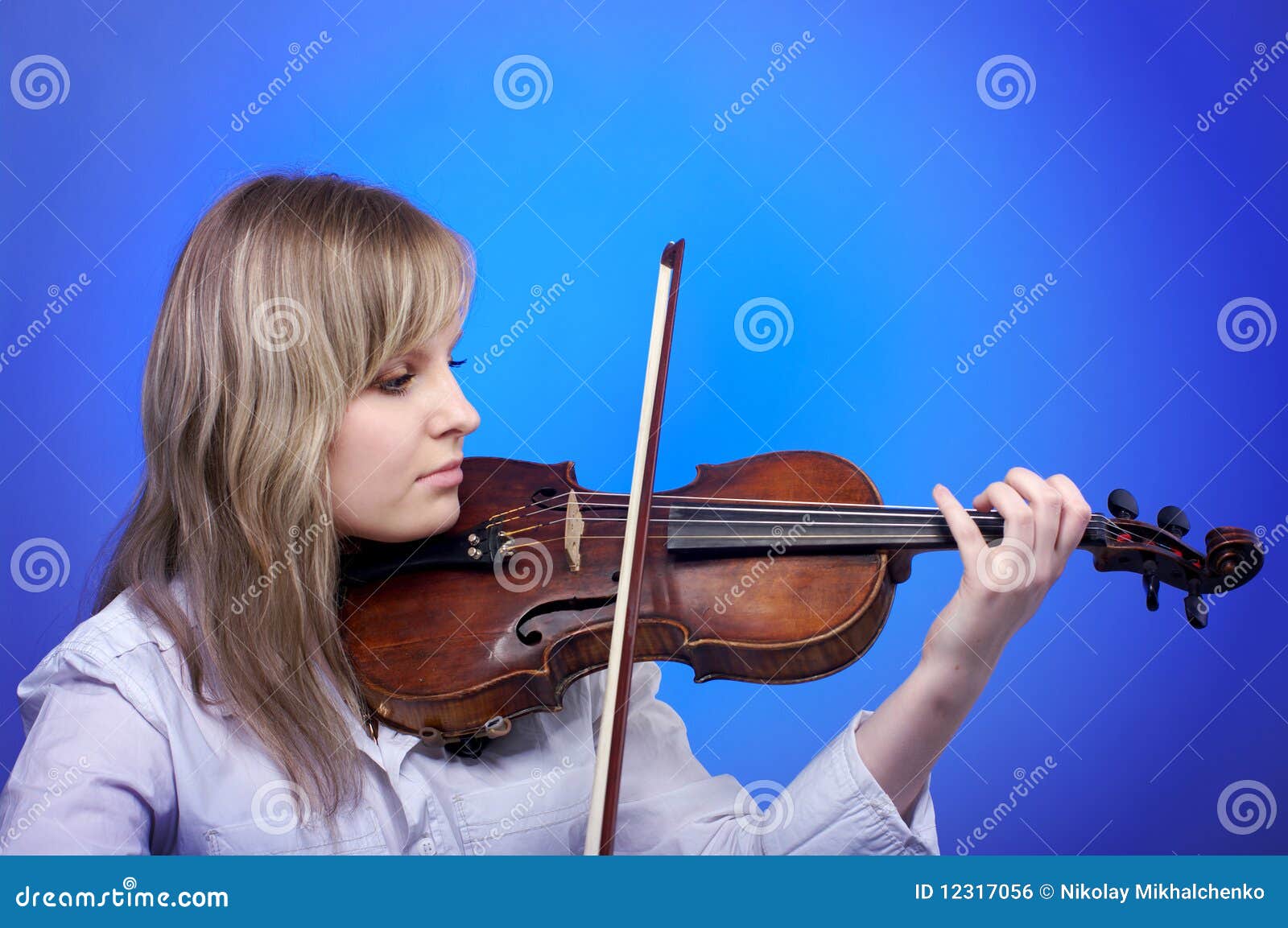 Beautiful Female Violinist Royalty Free Stock Image Image 12317056