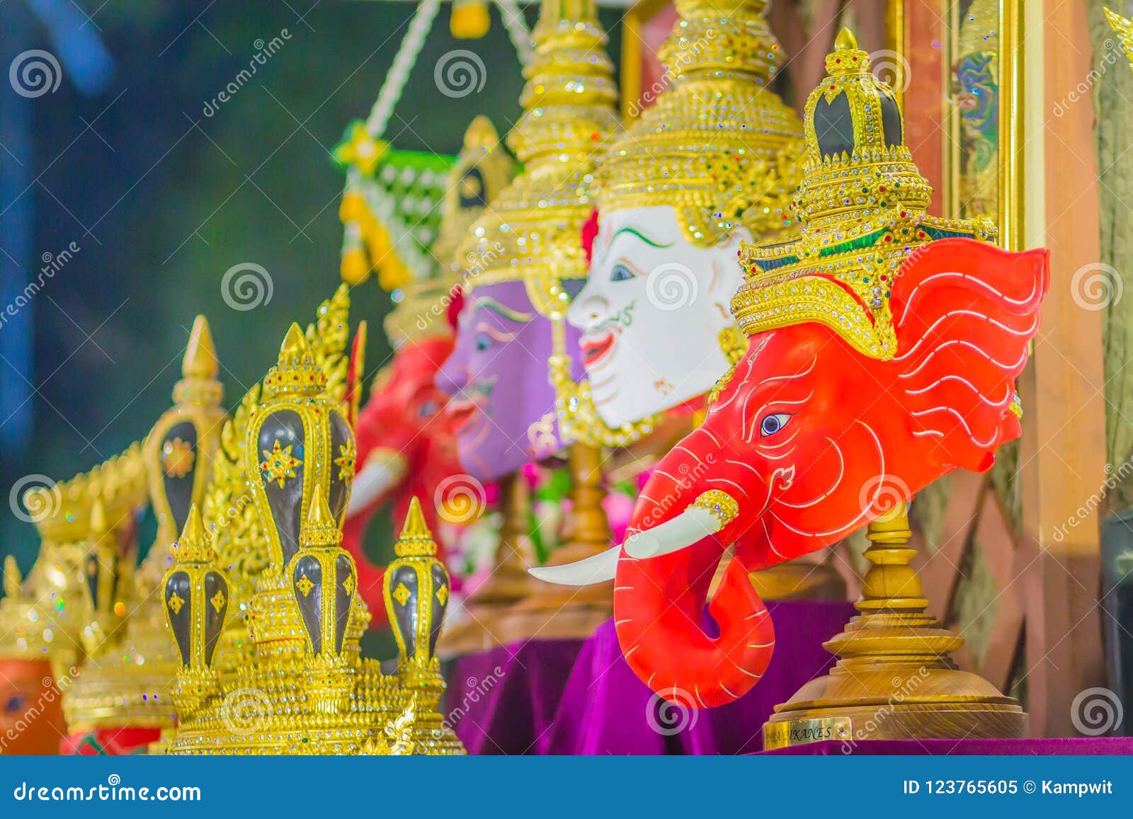 Beautiful Fine Art Masks Of Hua Khon, The Thai Traditional Mask For ... Traditional Thai Dancing