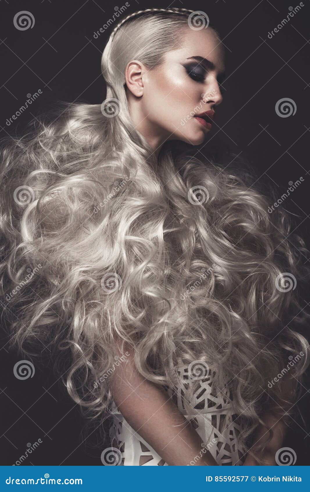 Beautiful Girl In Art Dress With Avant-garde Hairstyles Beauty Face Stock Image - Image Of Creative Glamor 85592577
