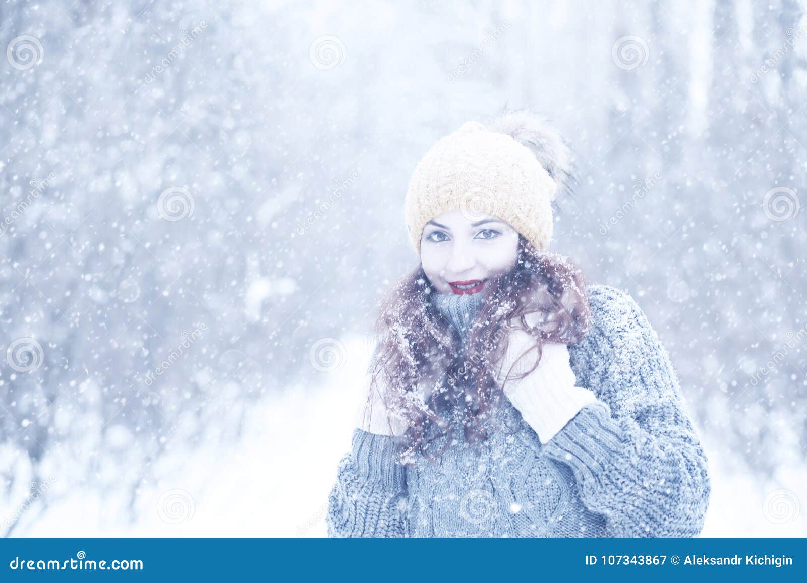 Beautiful Girl in a Beautiful Winter Snow Stock Image - Image of cold ...