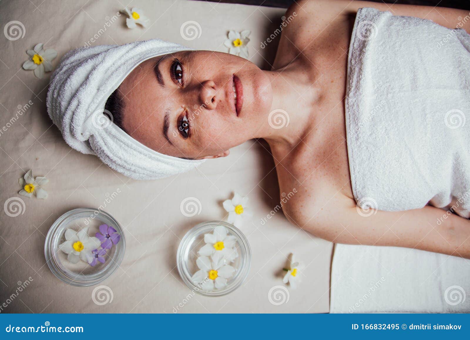 The Beautiful Girl Lying In Spa Massage Sauna Stock Image Image Of Hygiene Lying 166832495