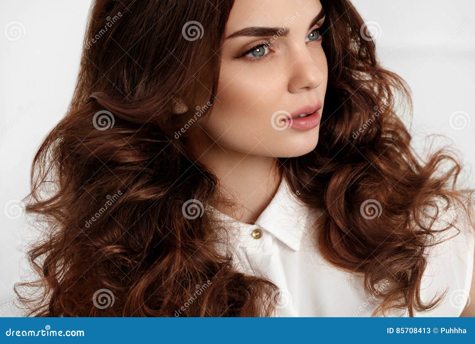 Beautiful Girl Model with Wavy Curly Hairstyle. Brown Hair Color Stock  Image - Image of face, curls: 85708413