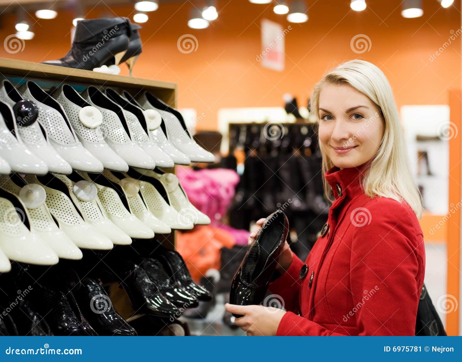 Beautiful girl in a shop stock image. Image of hands, genuine 6975781