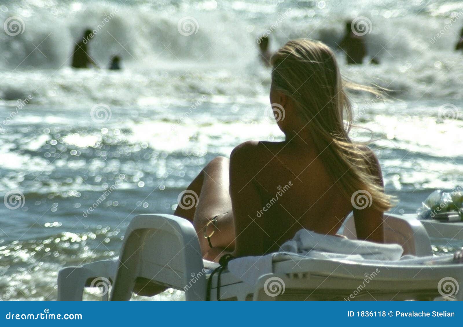 beautiful girl sunbathing 1836118