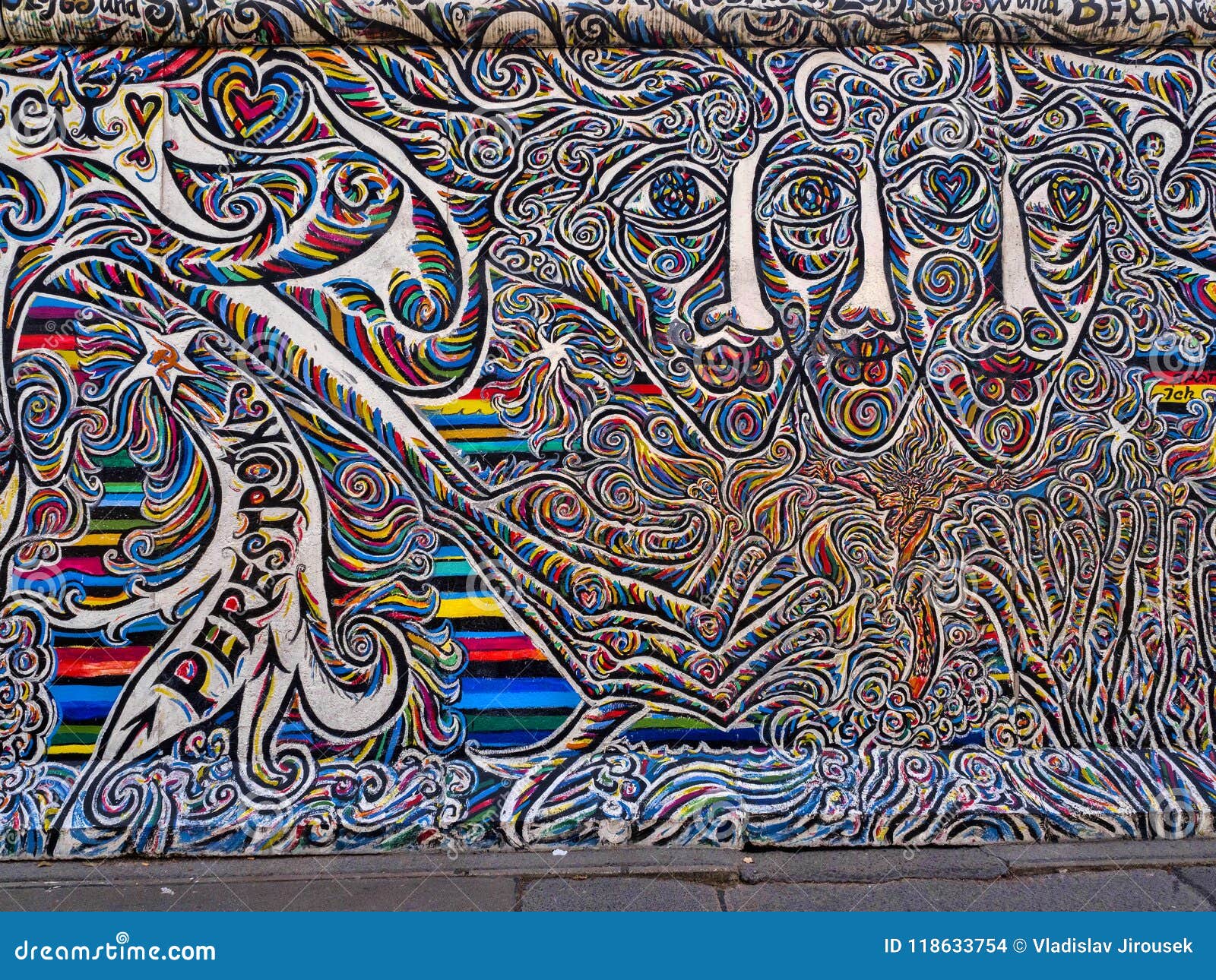 Beautiful Graffiti on the Big Wall Editorial Stock Image Image of beautiful, street 118633754