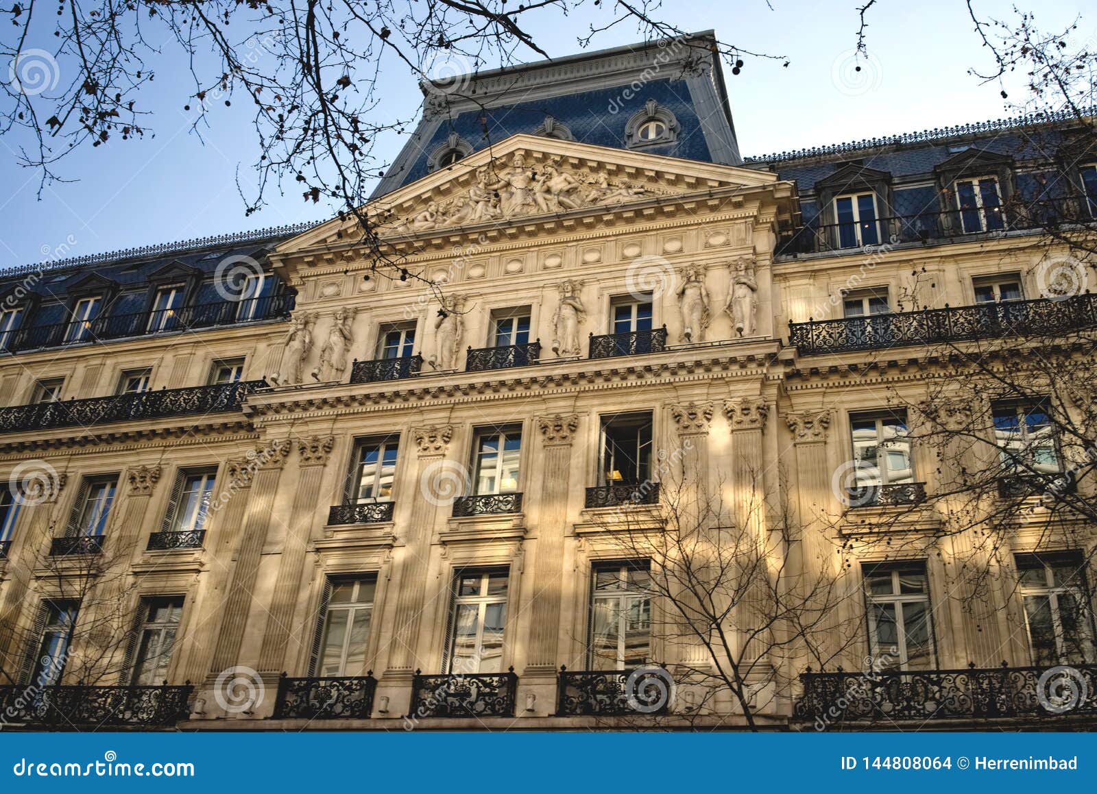 Haussmann Architecture in Paris Stock Photo - Image of sunny, building ...