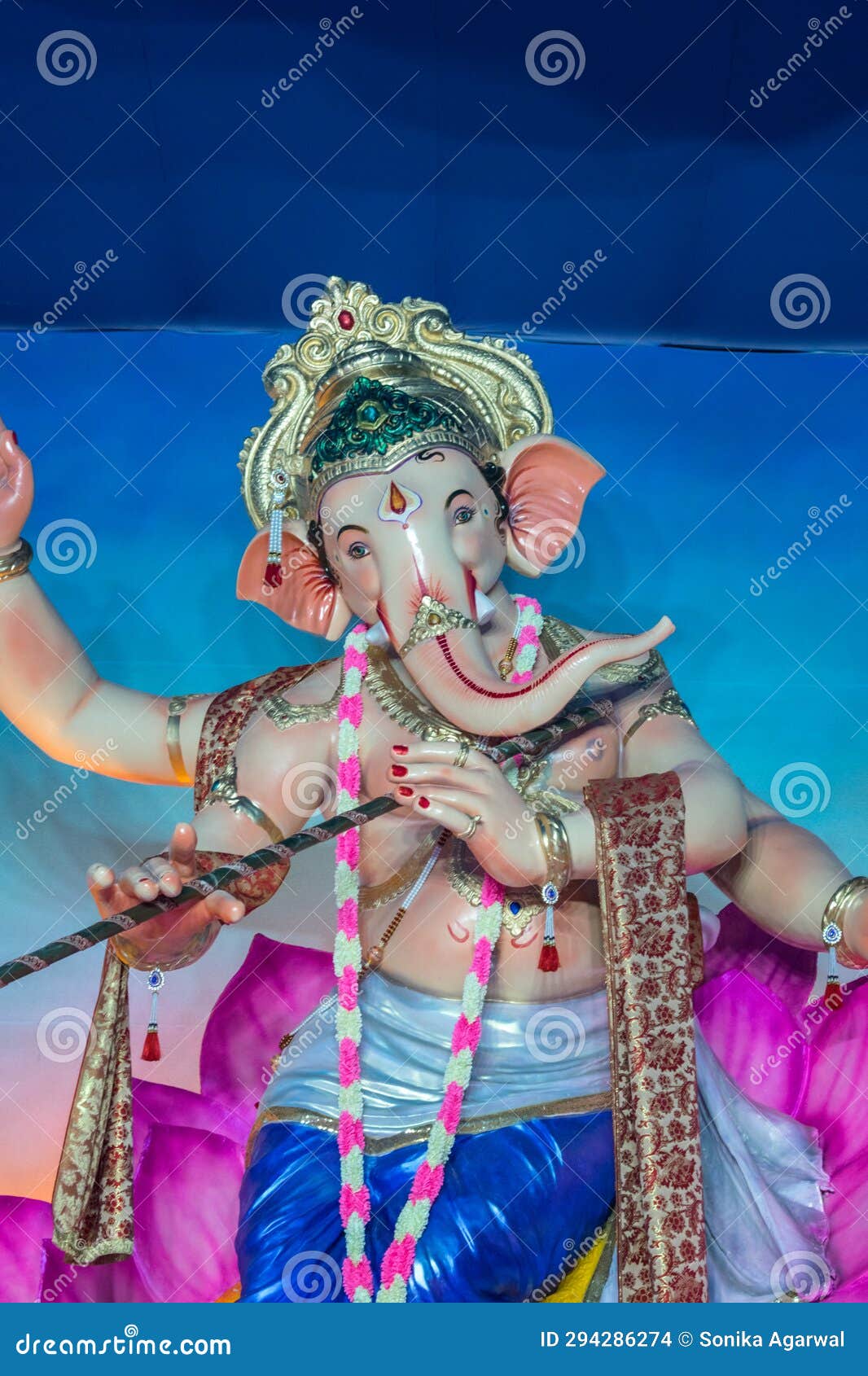 A Beautiful Idol of Lord Ganesha Editorial Stock Image - Image of ...