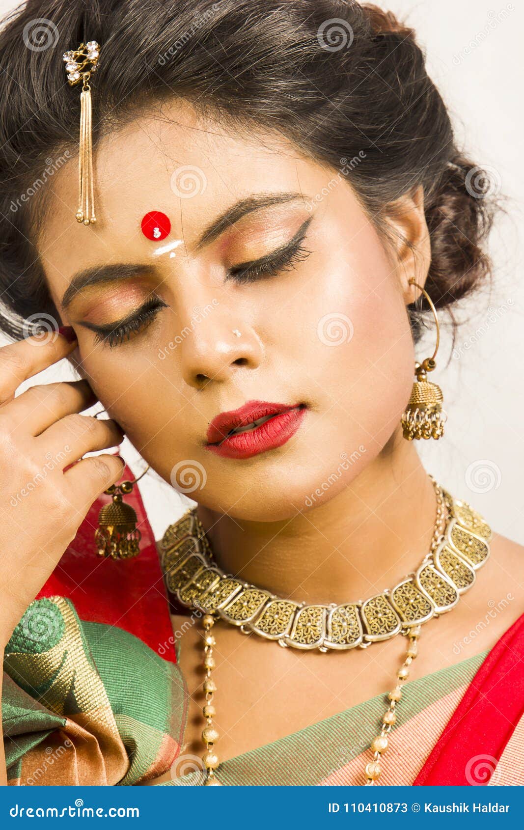 Photos of beautiful indian ladies