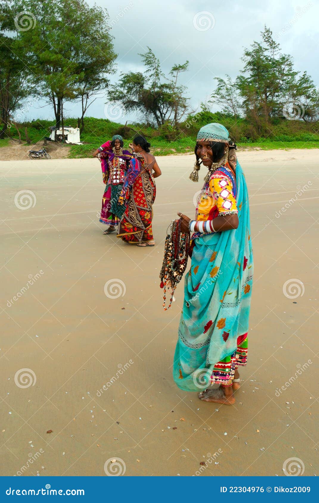 Beautiful Indian Woman in Sari. Goa Beach Editorial Photo - Image of ...