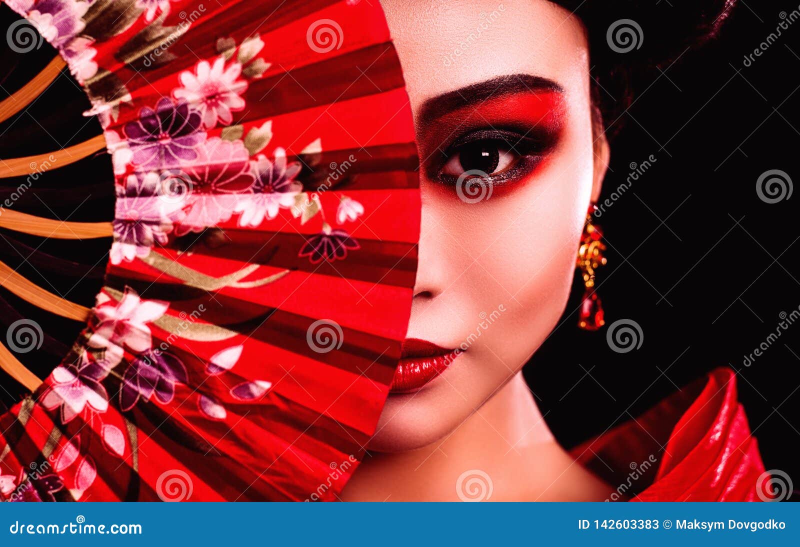 1600px x 1093px - 288,423 Japanese Girl Stock Photos - Free & Royalty-Free Stock Photos from  Dreamstime