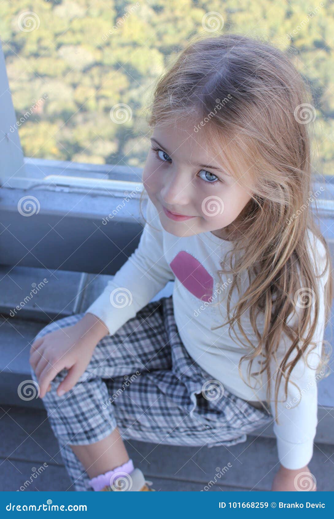 Beautiful Little Girl Sits on the the Floor Stock Image - Image of ...