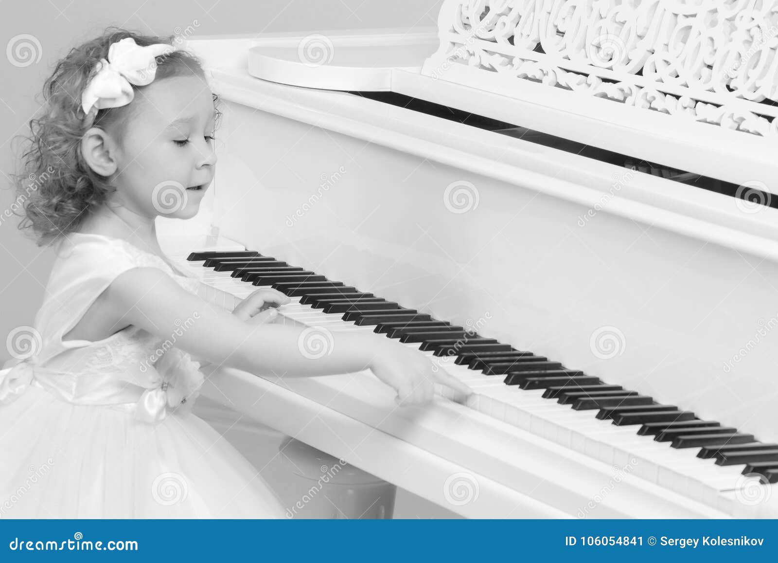 download Piano White Little download Piano White Little