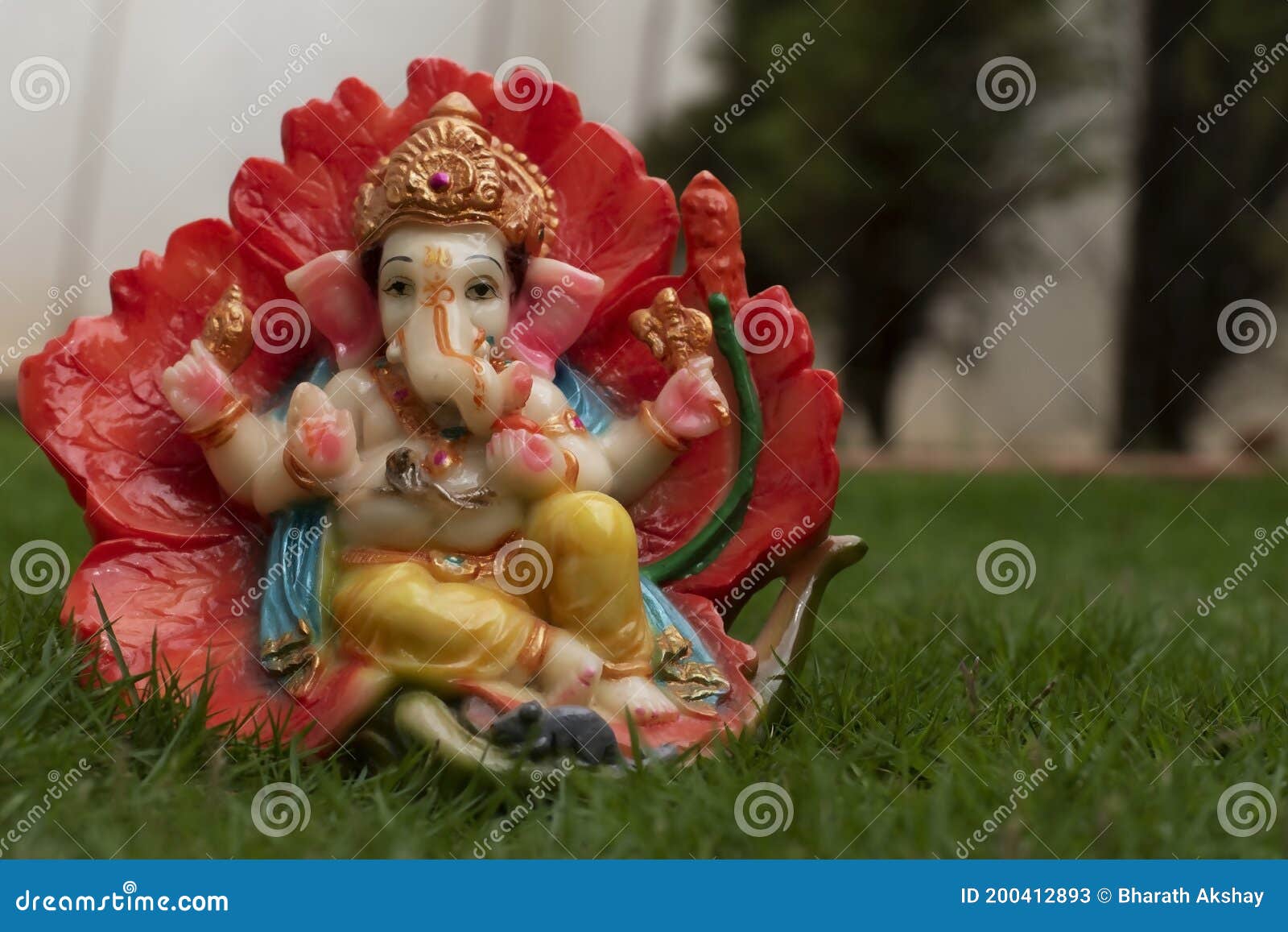 Beautiful Lord Ganesha Idol Stock Image - Image of colorful, faith ...