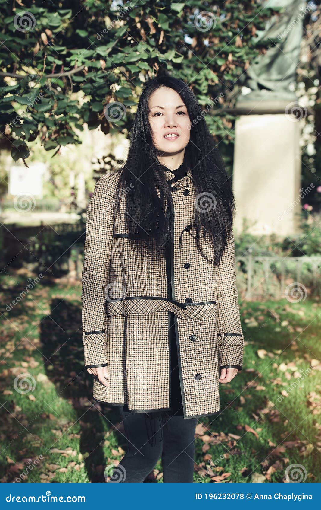 Beautiful Middle-aged Japanese Woman in Autumn Park Stock Photo - Image ...