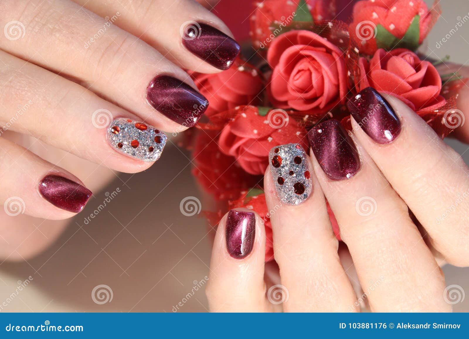 French Floral Design, ManiCURE Real Nail Polish Strips, Dry Nail Polis – ManiCURE  Nail Polish