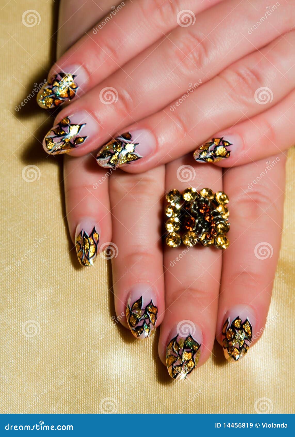 beautiful nails with art