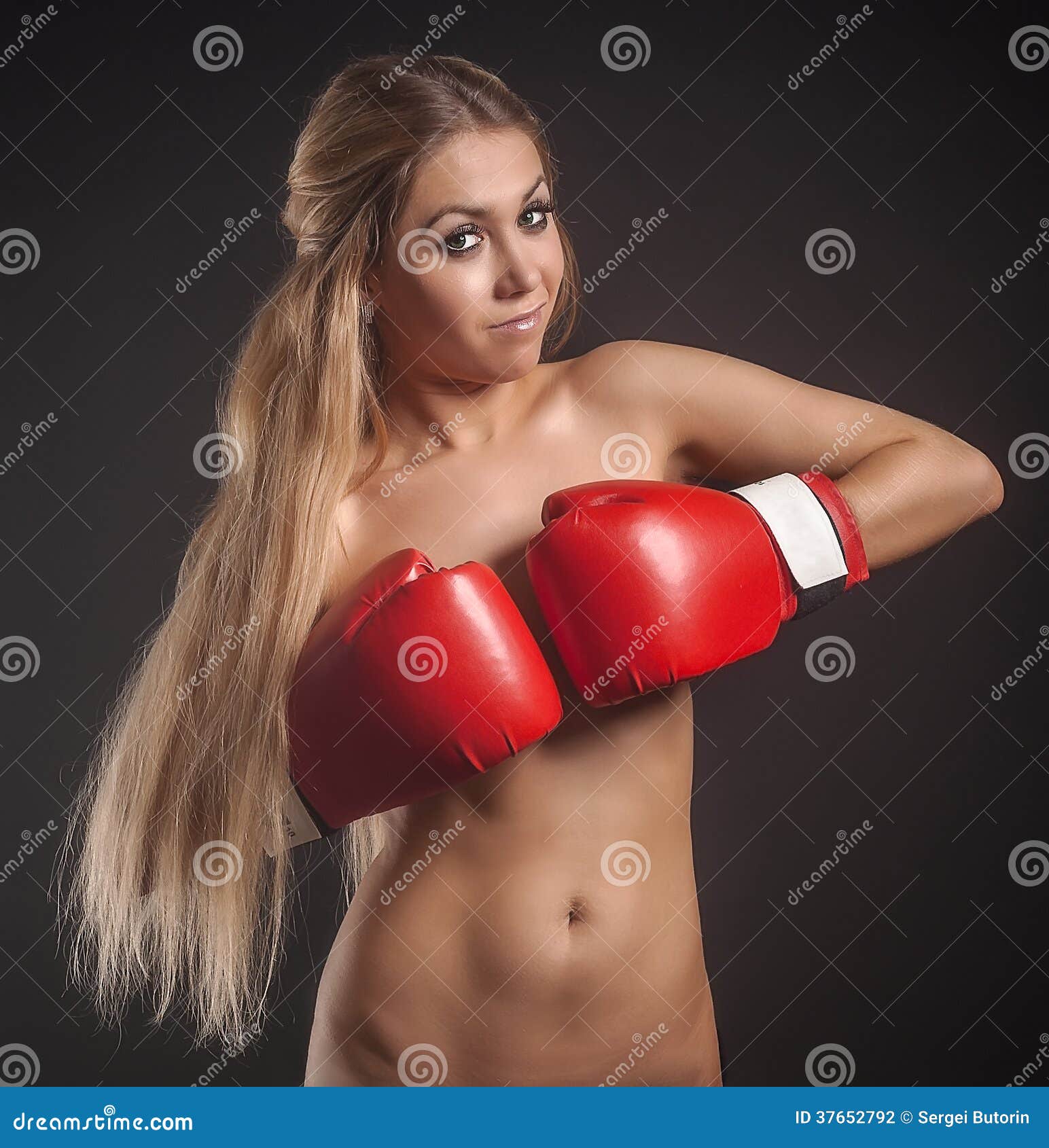 Women Nude Boxing 25