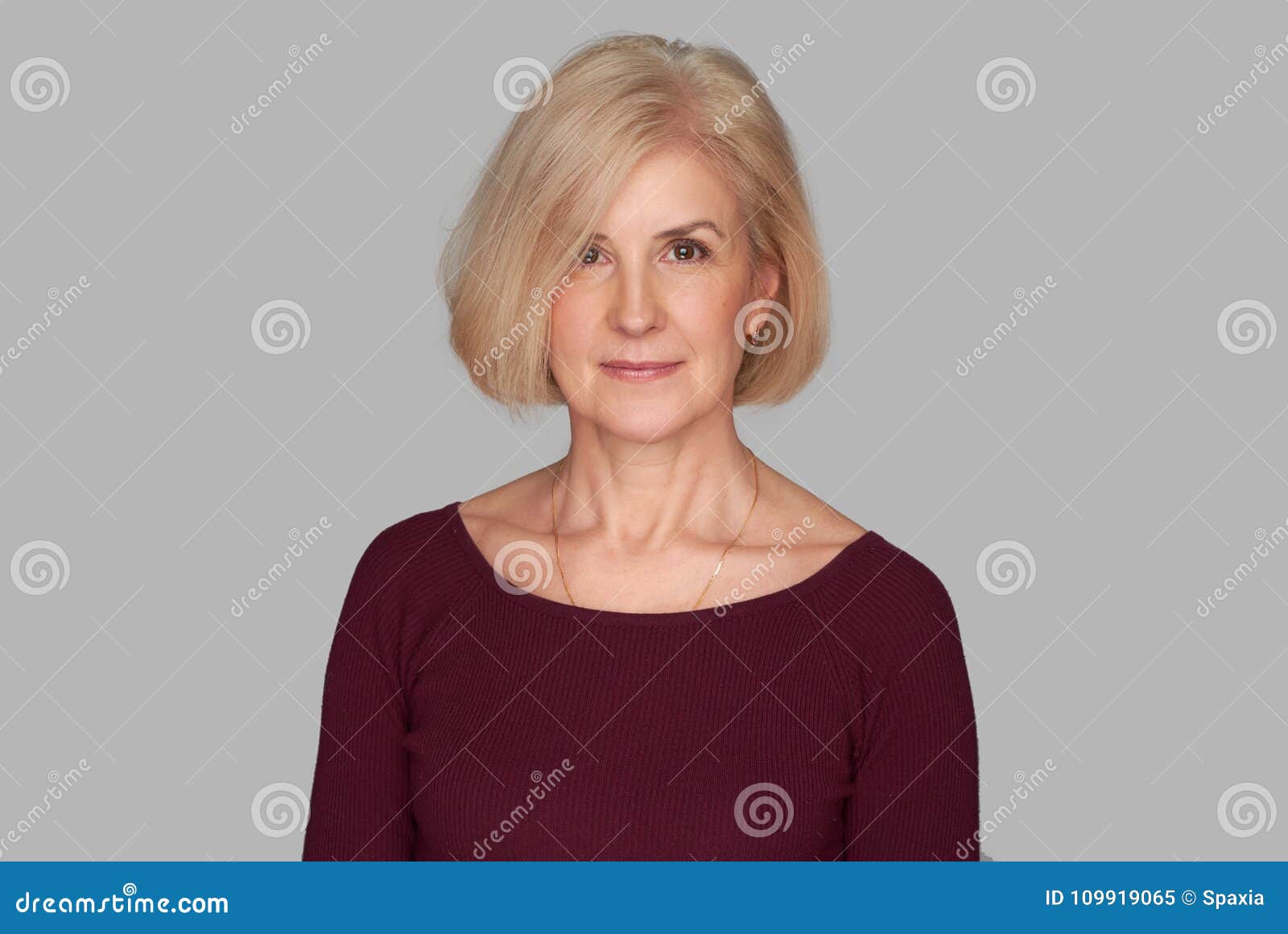 Beautiful Old Woman Portrait Stock Image - Image of facial, cosmetology