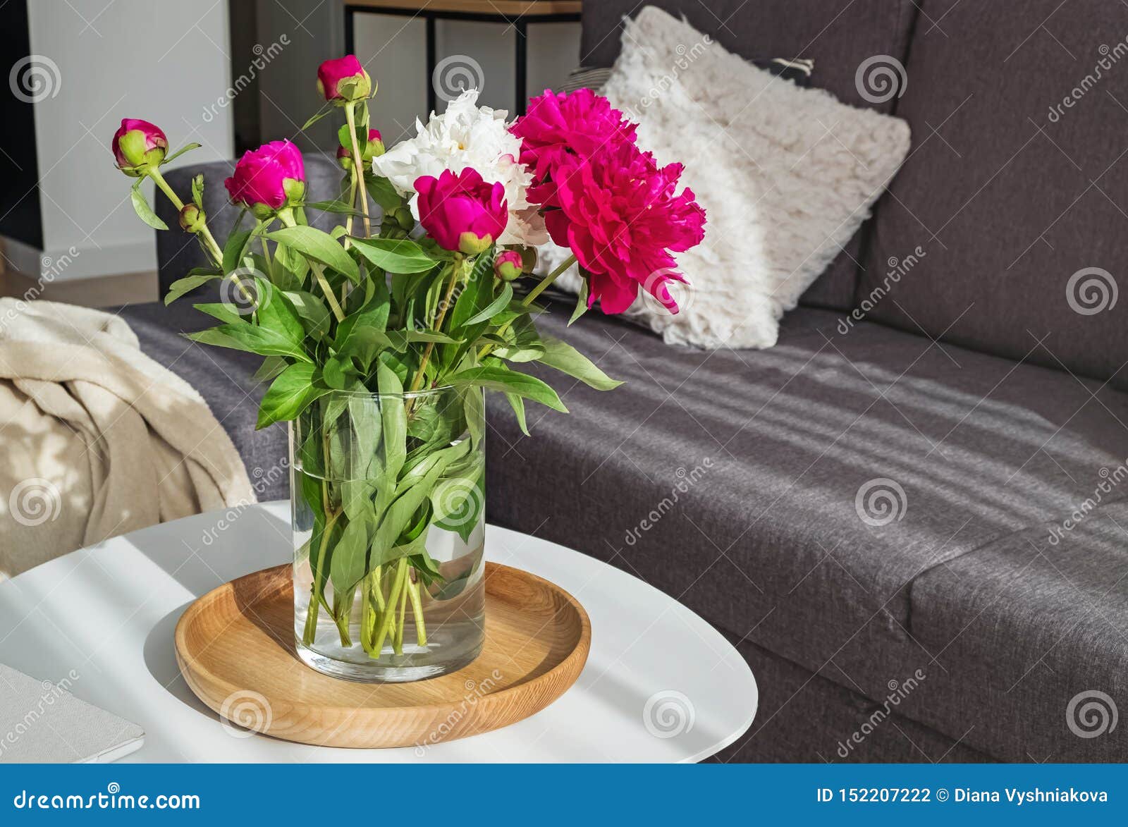 peony in living room