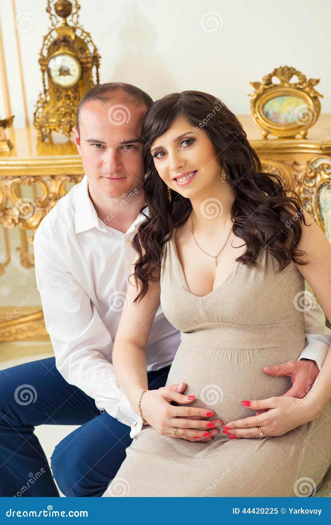 Pregnant Couples Photos 93