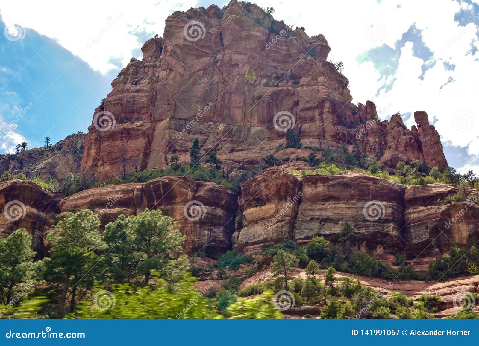 beautiful redrock stone formation in sedona