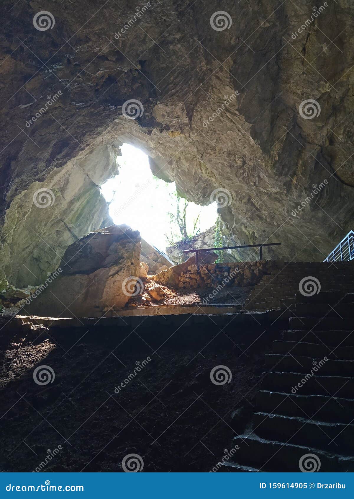 beautiful resava cave