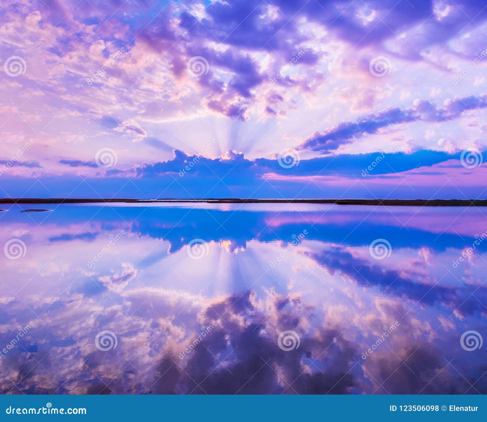 Beautiful Scenery with Colorful Sky, Beautiful Water ...