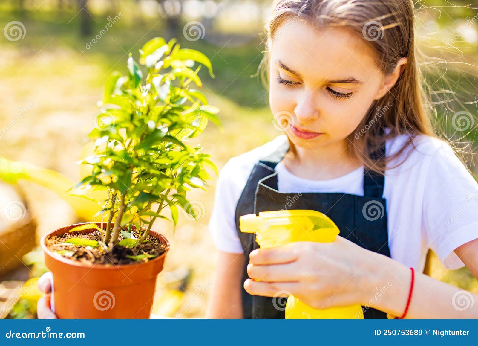 Beautiful Schoolgirl Teenager Spending Time Outdoors In Garden Stock Image Image Of Lifestyle