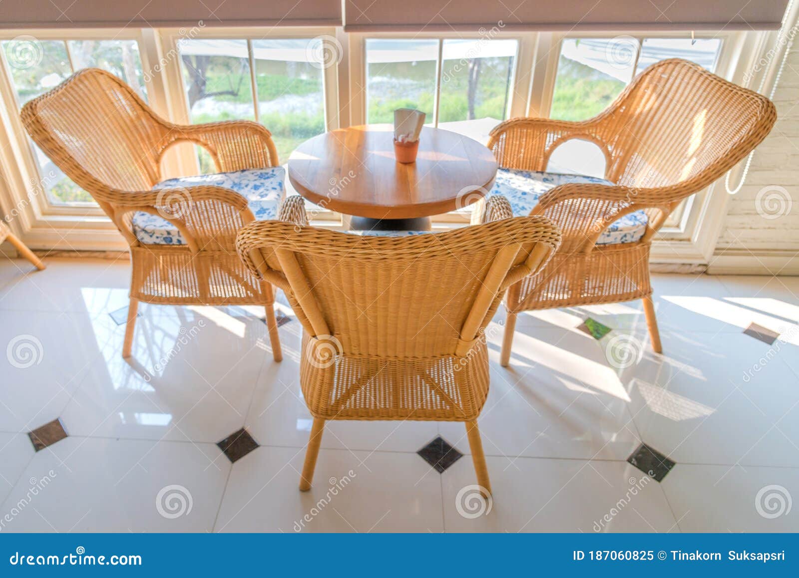 Featured image of post Modern Round Rattan Chair - Shop wayfair for the best round rattan chair.