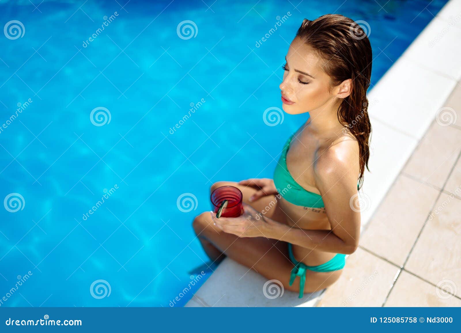 128 Girl Pool Sex Stock Photos photo