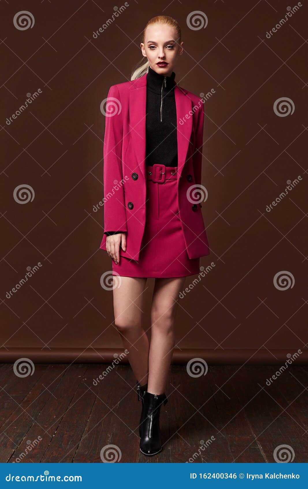 Beautiful Woman Wear for Meeting Date Business Style Suit Jacket Skirt  Accessory Fashion Collection Shoes Model Pose Long Stock Photo - Image of  clothing, design: 162400346
