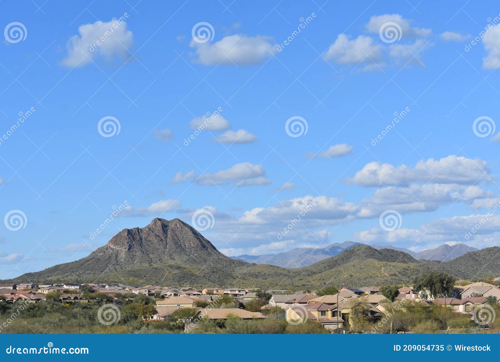 beautiful shot of the gavilan peak mountain view north of phoenix in new river, arizona