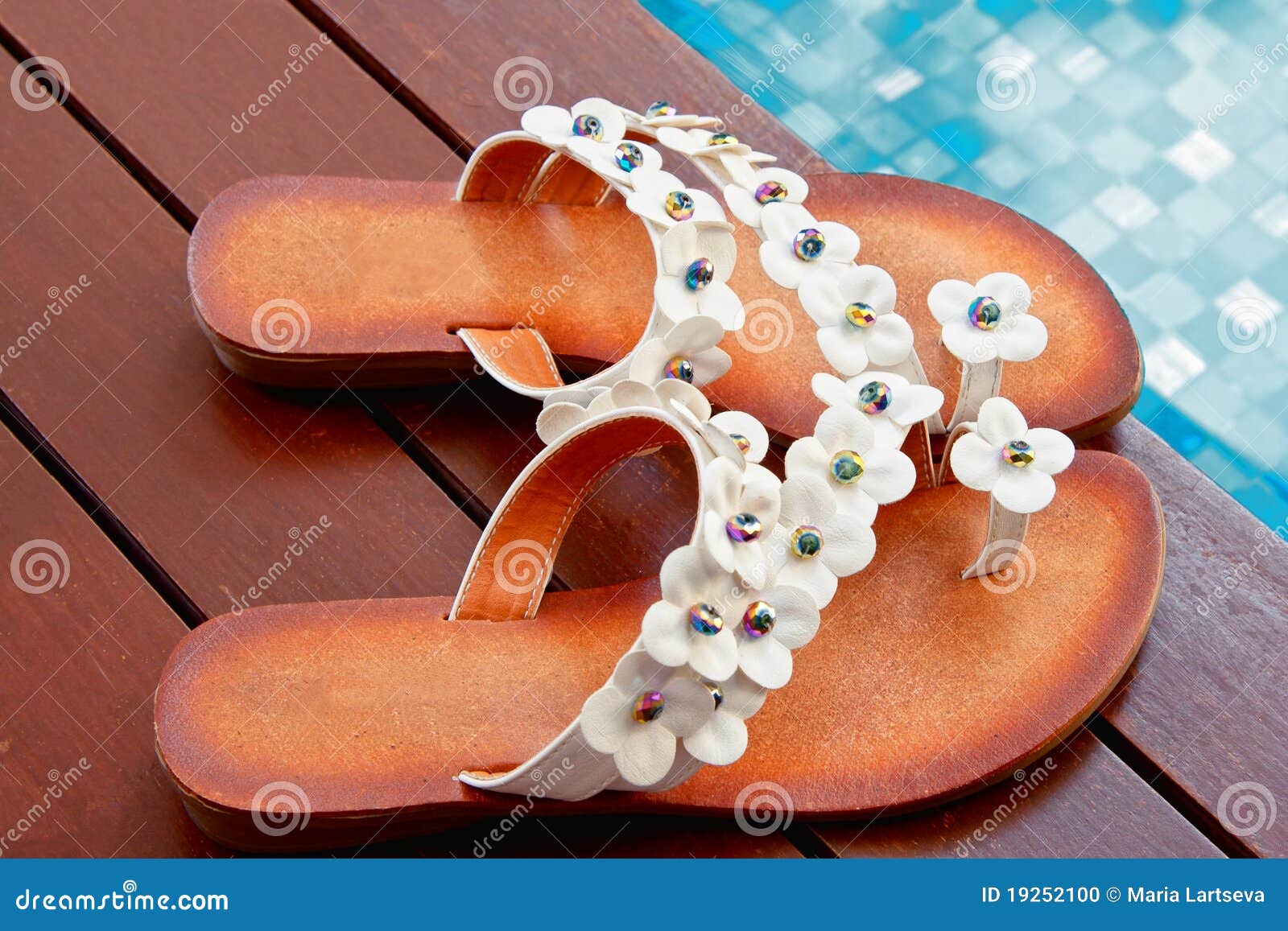 poolside slippers